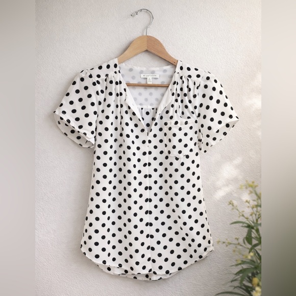 41 Hawthorn Tops - 41 Hawthorn Polka Dot V-Neck Blouse Petite XS Black White